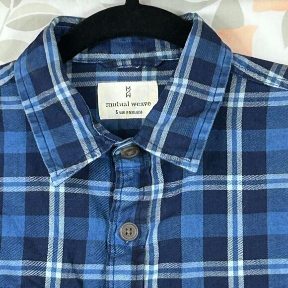 Mutual Weave Dress Shirt Mens Small Blue Plaid Button Up Long Sleeve Pockets - Picture 4 of 12